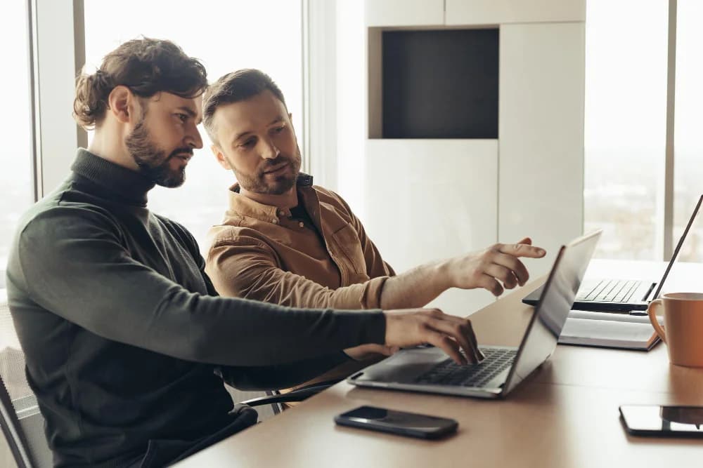 Why U.S. Startups Choose Software & IT Outsourcing Instead of Hiring In-House